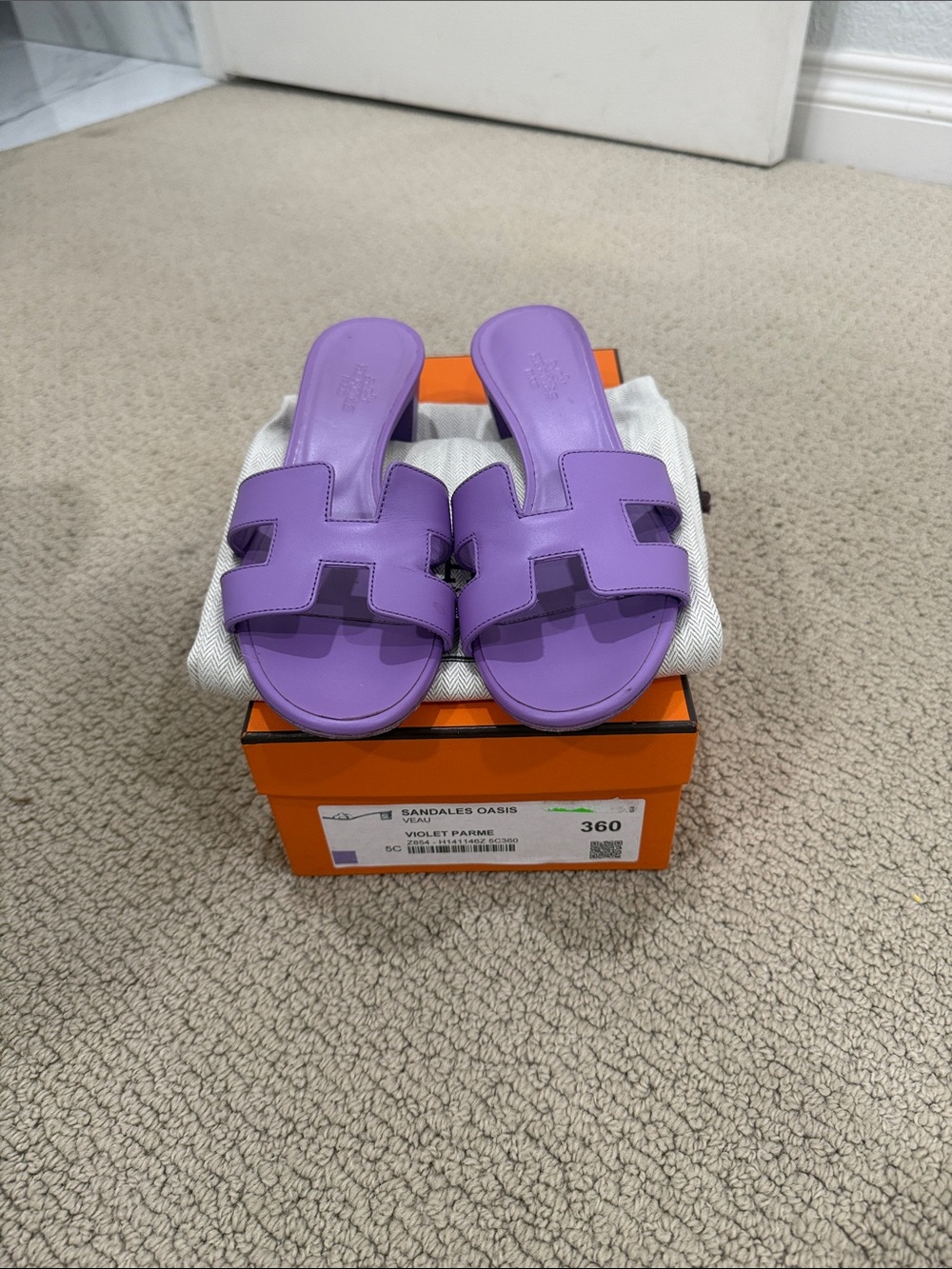 Hermes oasis sandals